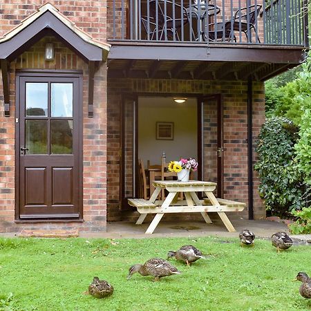 Villa Quackers Whitby Exterior foto